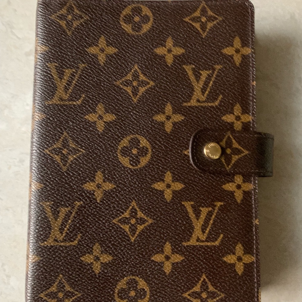 Louis Vuitton MM Agenda Monogram